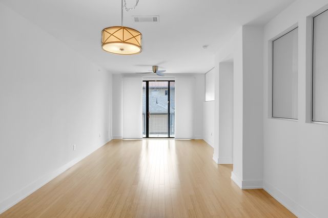 4333 Gilbert Avenue 215, Dallas, TX 75219