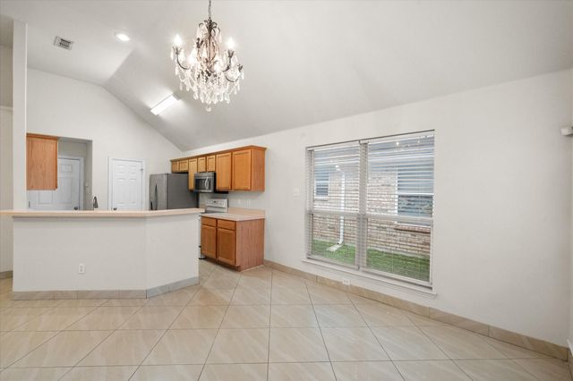 4412 Ridgeway Drive, Mansfield, TX 76063