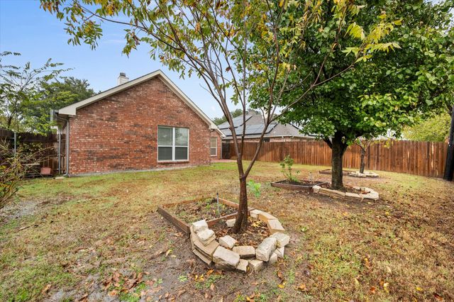 4412 Ridgeway Drive, Mansfield, TX 76063