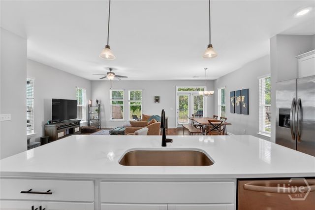 224 Flagler Drive, Savannah, GA 31419