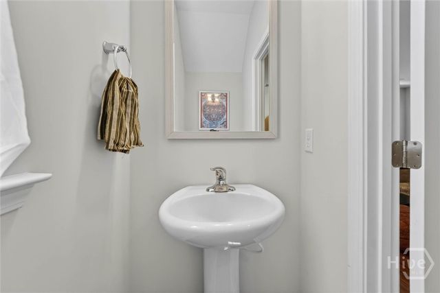 224 Flagler Drive, Savannah, GA 31419