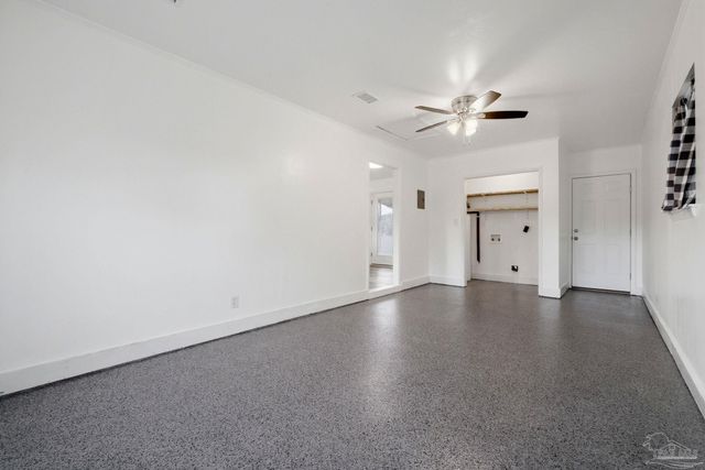 5712 Sunflower Ave, Milton, FL 32570