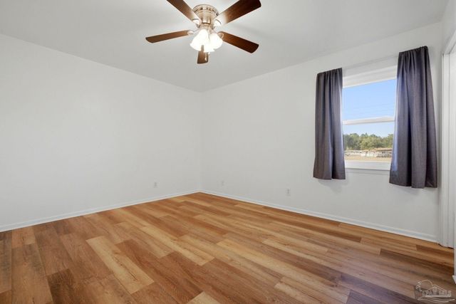 5712 Sunflower Ave, Milton, FL 32570