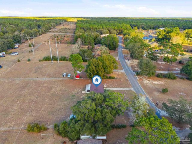 5712 Sunflower Ave, Milton, FL 32570