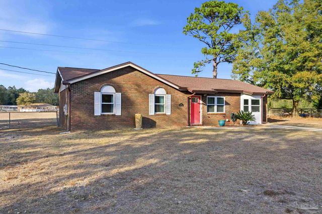 5712 Sunflower Ave, Milton, FL 32570