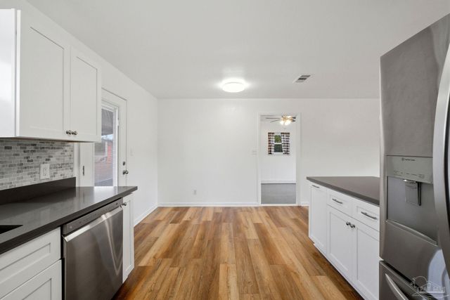 5712 Sunflower Ave, Milton, FL 32570