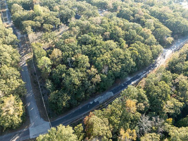 555 and 559 Holly Glen, Murchison, TX 75778