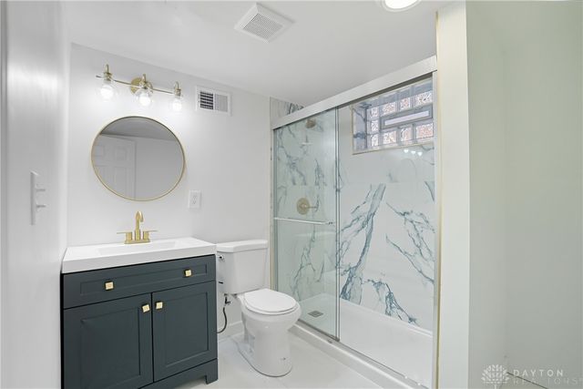 5862 Kennedy Avenue, Cincinnati, OH 45213