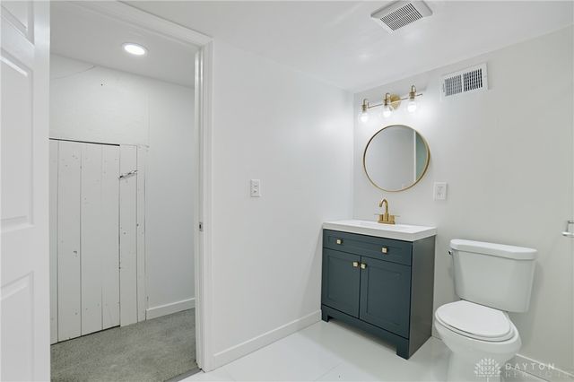 5862 Kennedy Avenue, Cincinnati, OH 45213