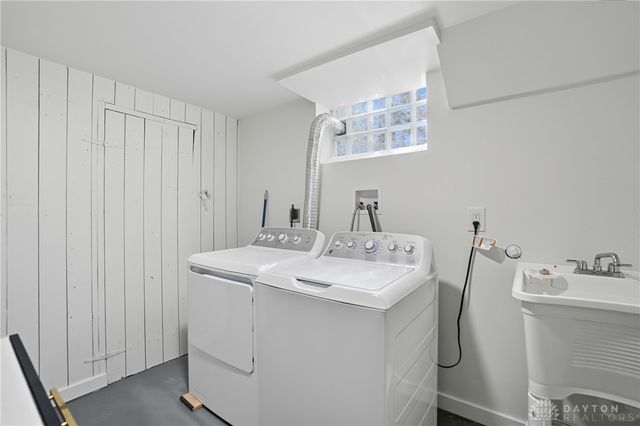 5862 Kennedy Avenue, Cincinnati, OH 45213