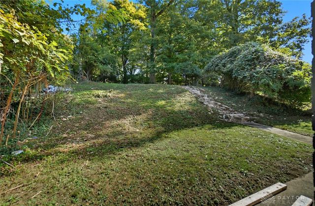 5862 Kennedy Avenue, Cincinnati, OH 45213