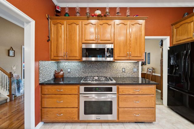 3203 Callaway Drive, Claremore, OK 74019