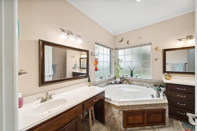 3203 Callaway Drive, Claremore, OK 74019