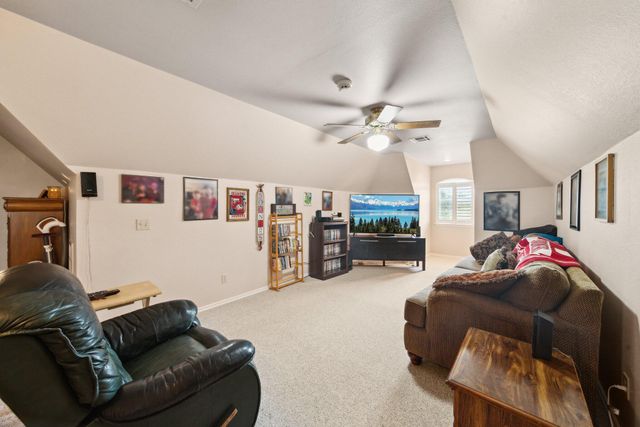 3203 Callaway Drive, Claremore, OK 74019