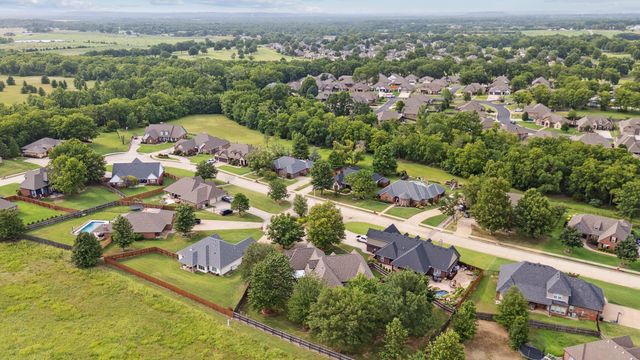 3203 Callaway Drive, Claremore, OK 74019