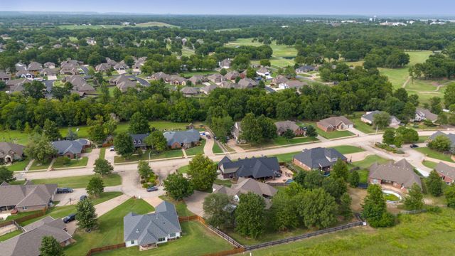 3203 Callaway Drive, Claremore, OK 74019