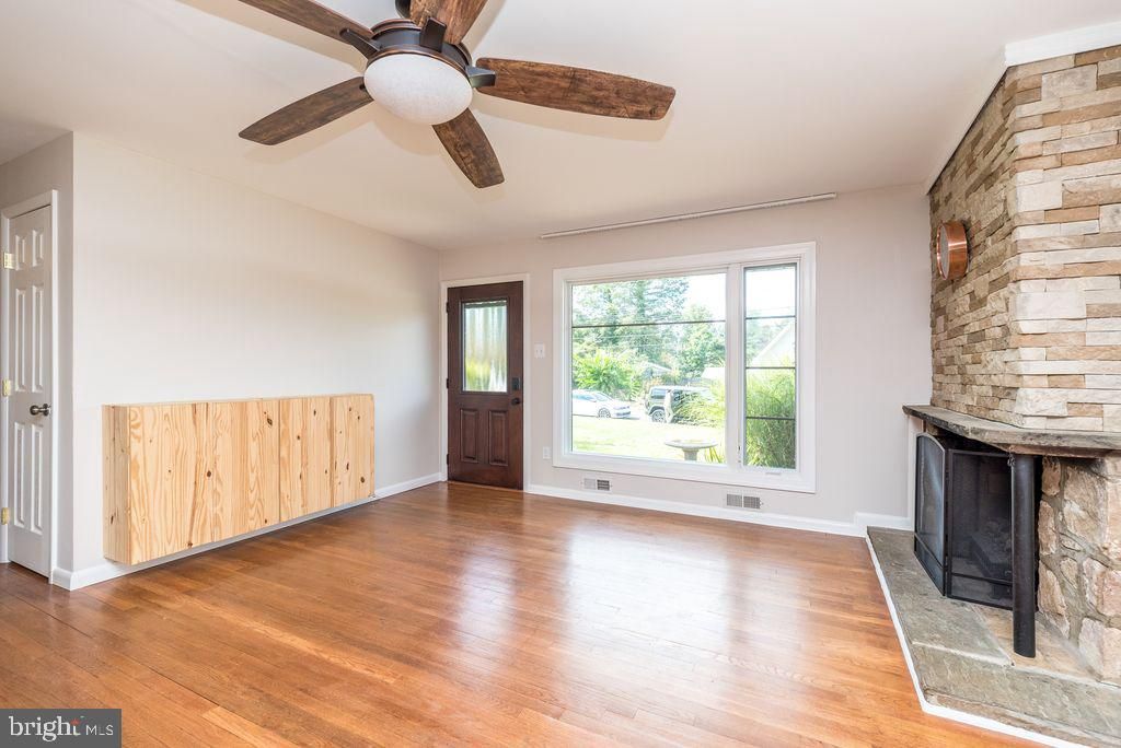 16 LANTERN LN #, Lansdale, PA 19446 — photo 3