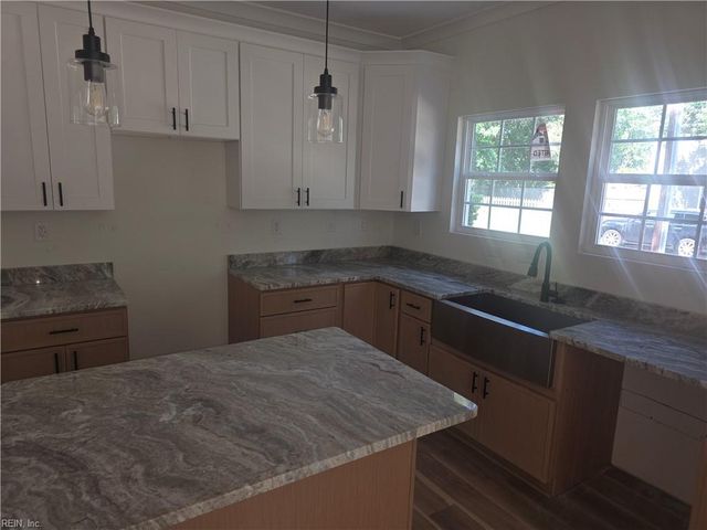 7511 Galveston BLVD, Norfolk, VA 23505