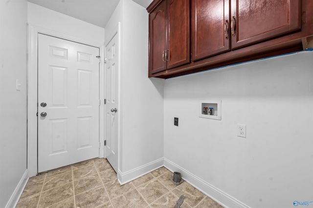10297 Saint Alban Blvd SW, Huntsville, AL 35803