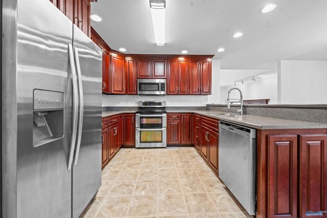 10297 Saint Alban Blvd SW, Huntsville, AL 35803
