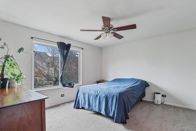 1627 Spaulding Road, Bartlett, IL 60103