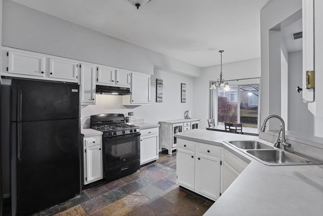 1627 Spaulding Road, Bartlett, IL 60103