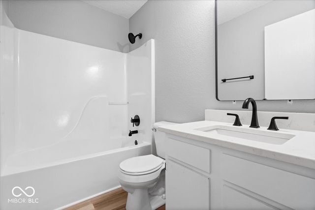 10242 Hornton Street, Indianapolis, IN 46236