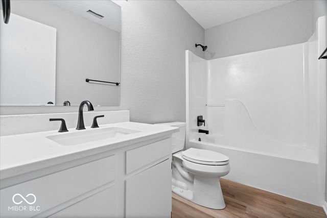 10242 Hornton Street, Indianapolis, IN 46236