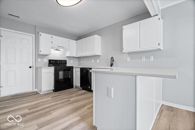 10242 Hornton Street, Indianapolis, IN 46236