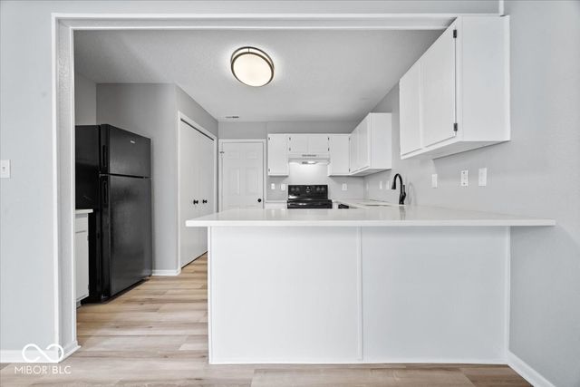 10242 Hornton Street, Indianapolis, IN 46236