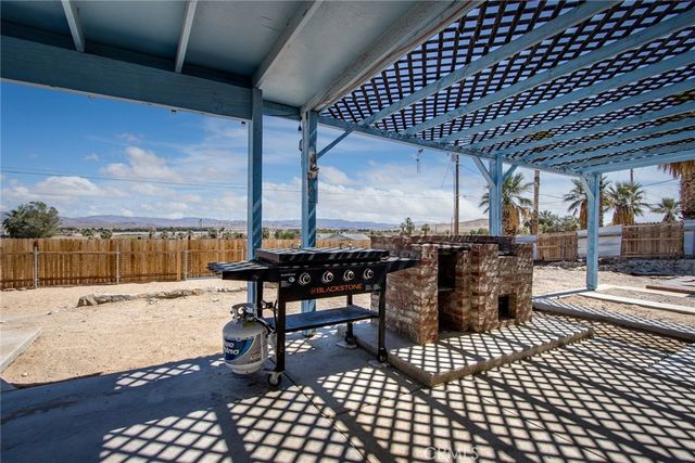 73894 Playa Vista Drive, 29 Palms, CA 92277