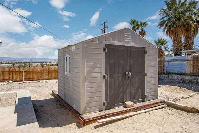 73894 Playa Vista Drive, 29 Palms, CA 92277