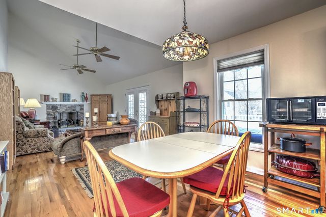 8 Hill Street, East Haven, CT 06512