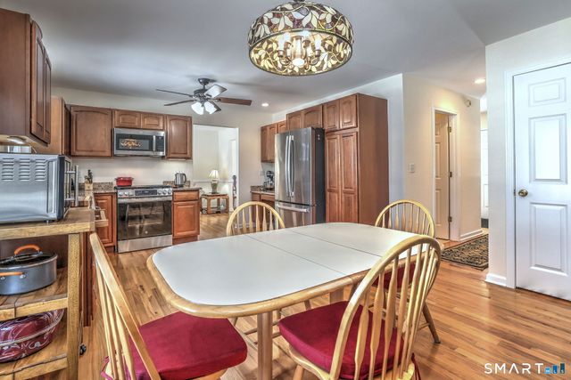 8 Hill Street, East Haven, CT 06512