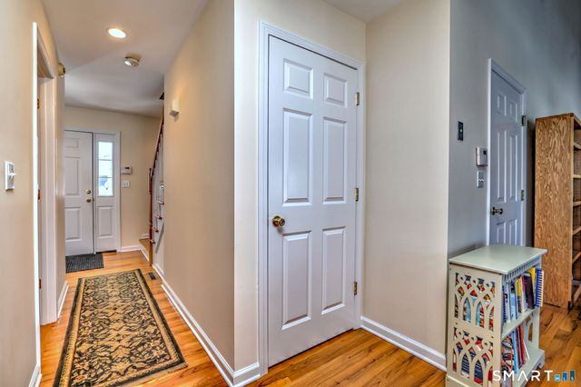 8 Hill Street, East Haven, CT 06512