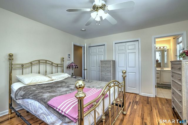 8 Hill Street, East Haven, CT 06512