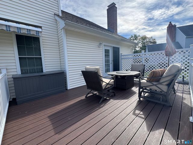 8 Hill Street, East Haven, CT 06512