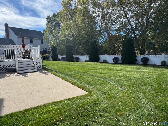 8 Hill Street, East Haven, CT 06512