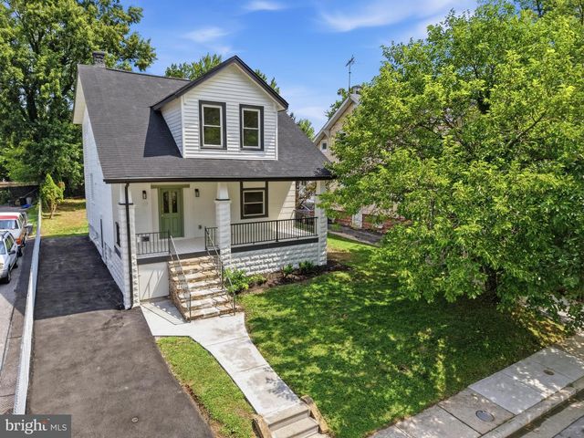 2818 LINGANORE AVE, Baltimore, MD 21234