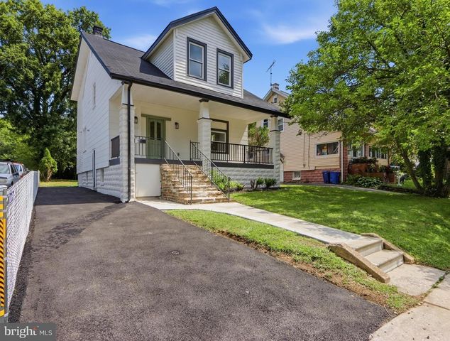 2818 LINGANORE AVE, Baltimore, MD 21234