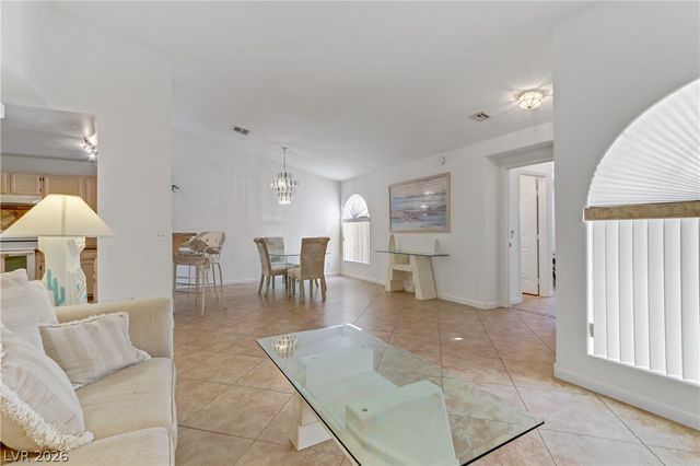 3660 Renovah Street 204, Las Vegas, NV 89129