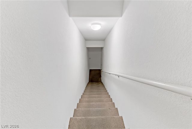 3660 Renovah Street 204, Las Vegas, NV 89129