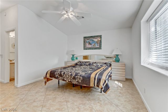 3660 Renovah Street 204, Las Vegas, NV 89129