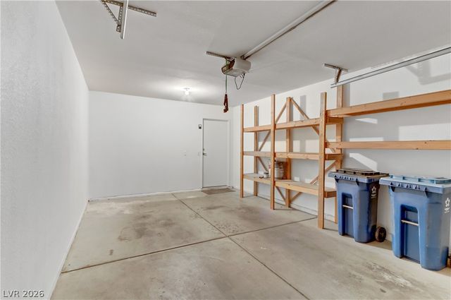 3660 Renovah Street 204, Las Vegas, NV 89129