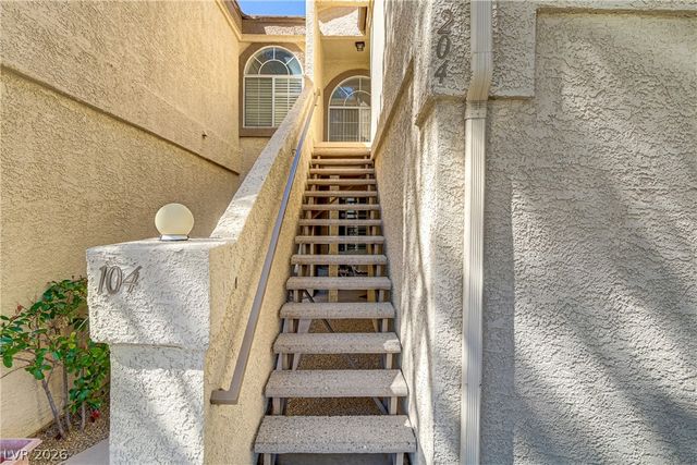 3660 Renovah Street 204, Las Vegas, NV 89129