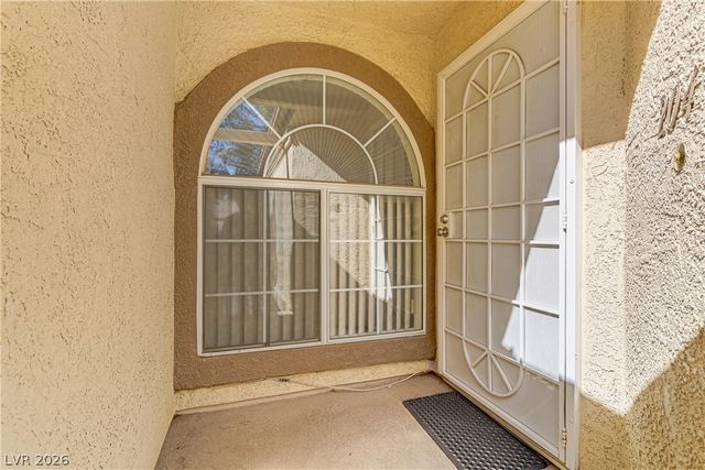 3660 Renovah Street 204, Las Vegas, NV 89129