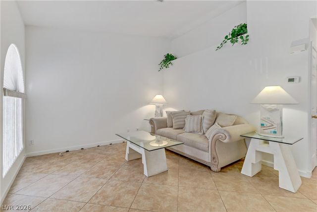3660 Renovah Street 204, Las Vegas, NV 89129