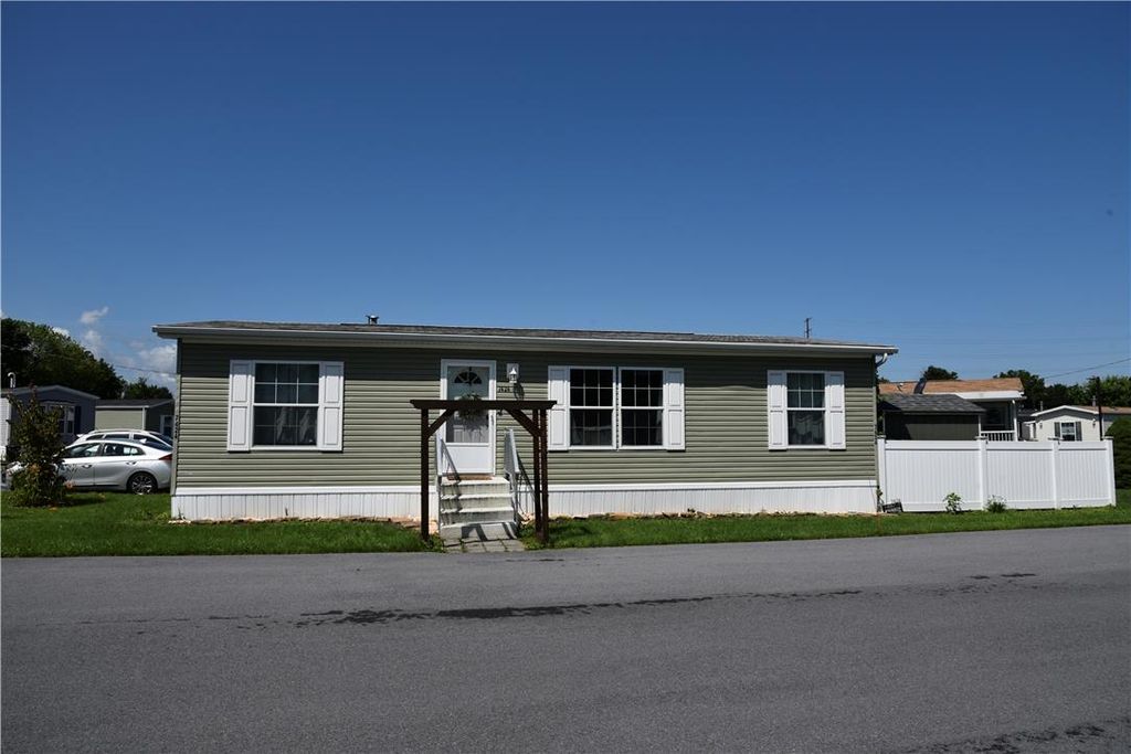 7424 Marquis Drive, Upper Macungie Twp, PA 18087