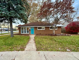 702 N Lindberg Street, Griffith, IN 46319