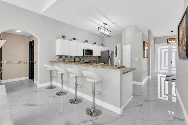 8974 SW 212th Ln, Cutler Bay, FL 33189